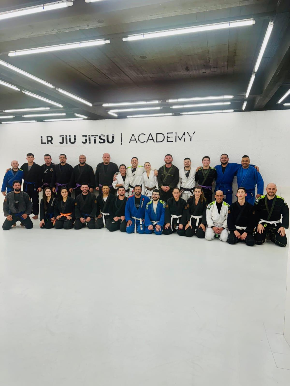 JA - LR JIU-JITSU ACADEMY